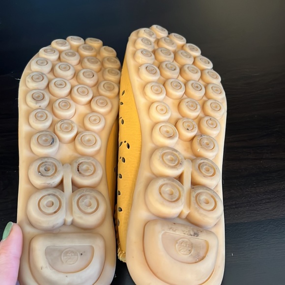 Yellow Leather shoes - Picture 4 of 5